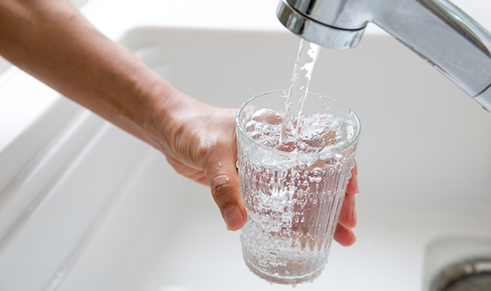 日本の水道水はそのままでも飲める