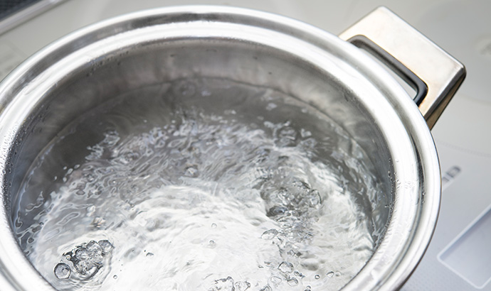 水道水を沸騰させると成分はどう変わる?