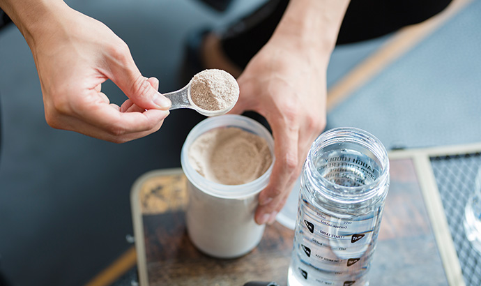 プロテインをお水で割るメリット・デメリット