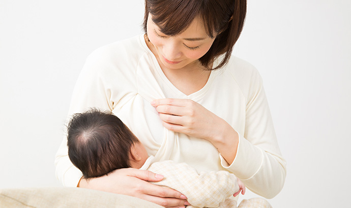 母乳のメリットとデメリット