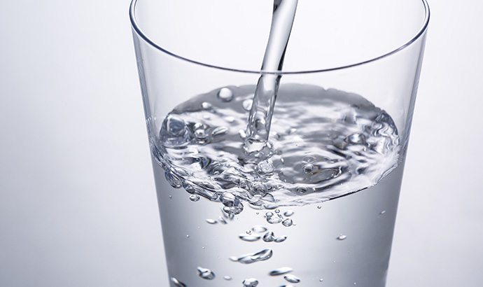 アルカリイオン水を摂取するときの注意点