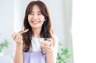 オートミールの米化に最適な水の量とは？うまくいかない要因も解説