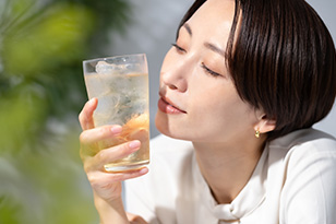 醸造酒、蒸留酒、混成酒の違いとは？製造方法や味はどう変わる？