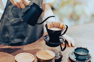 コーヒーはpHによって味が変わる？硬度による違いについても解説